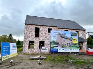 House for sale in Anzegem