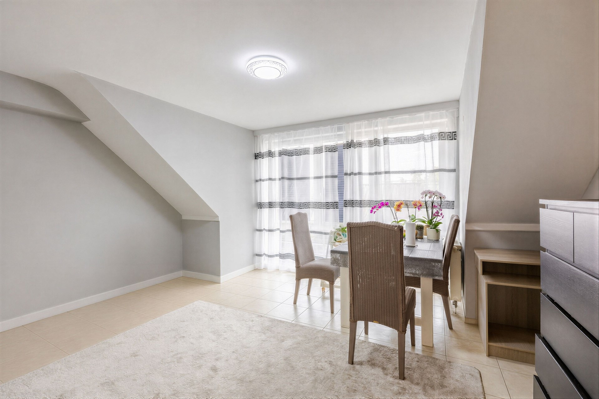Instapklaar appartement met 2 slaapkamers - foto 3