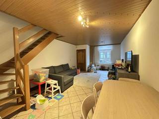 <p><span>Cozy row house in Mechelen with a pleasant living space and open kitchen that overlooks the south-west oriented terrace and garden, ideal for enjoying the afternoon and evening sun. </span></p><p><span>The house has a fitted bathroom with shower, toilet, bathroom cabinet and sink. </span></p><p><span>In addition, there is a practical storage room with connections for washing machine and dryer. </span></p><p><span>On the second floor there are two large bedrooms and on the second floor there is a third, very spacious bedroom. </span></p><p><span>The property is available from March 1, 2026. </span></p><p><span>For a viewing please contact us on 015 200 999 or at info@vastgoedplus.be</span></p>