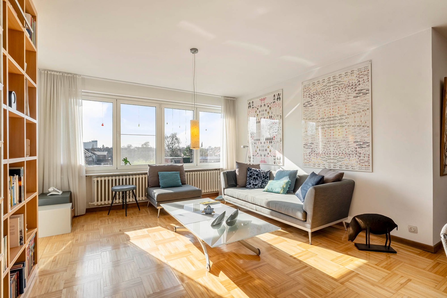 Ruim en lichtrijk appartement met 2 slaapkamers, een mooie keuken, een terras en een garagebox nabij het station van Leuven! - foto 5