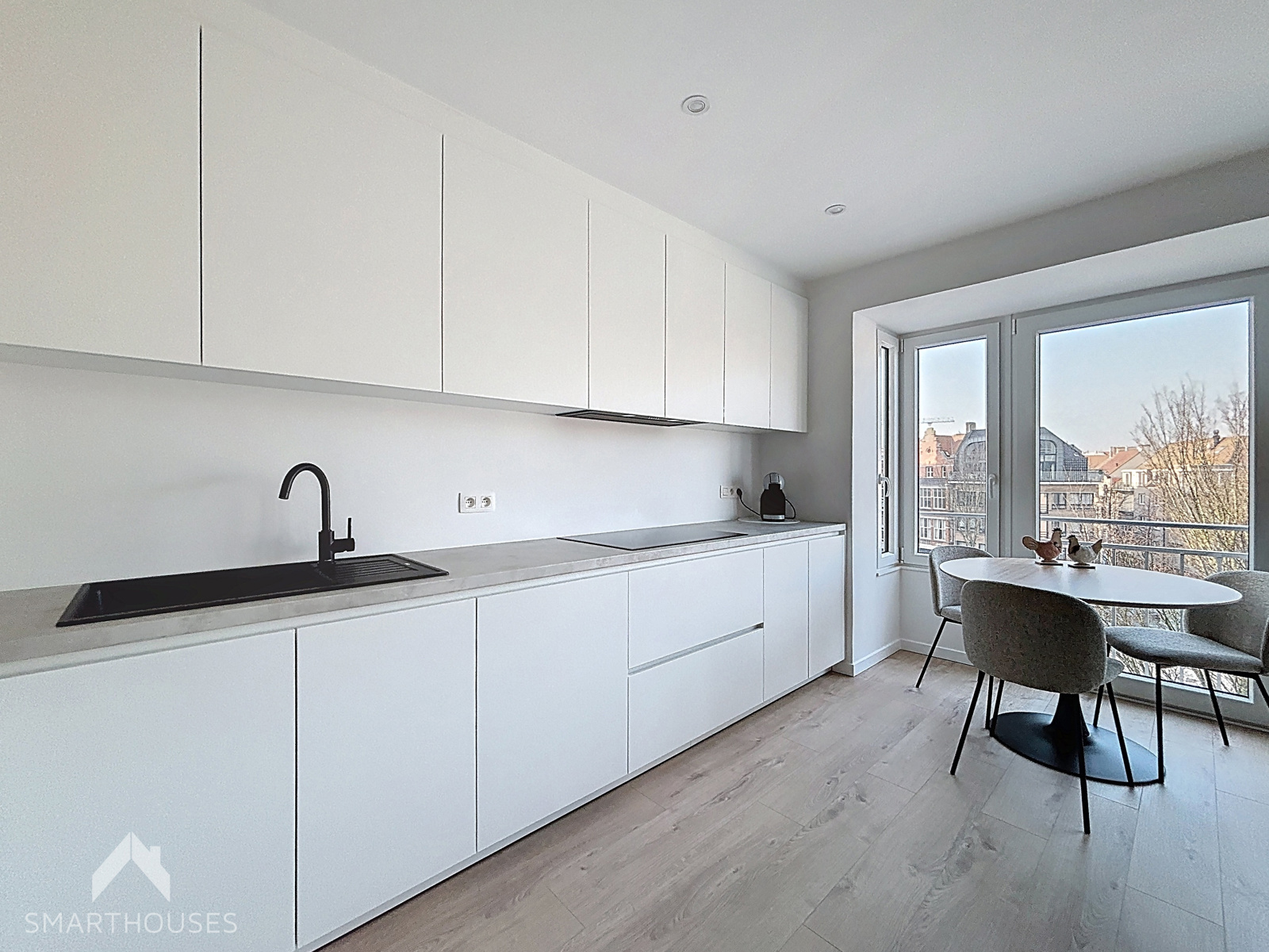 Appartement met 1 slaapkamer en prachtig uitzicht - foto 4