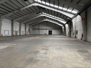 Dit industriepark, gelegen aan de Franklinlaan in Waver, in het hart van de Zoning Nord, biedt verschillende units te huur aan, geschikt...