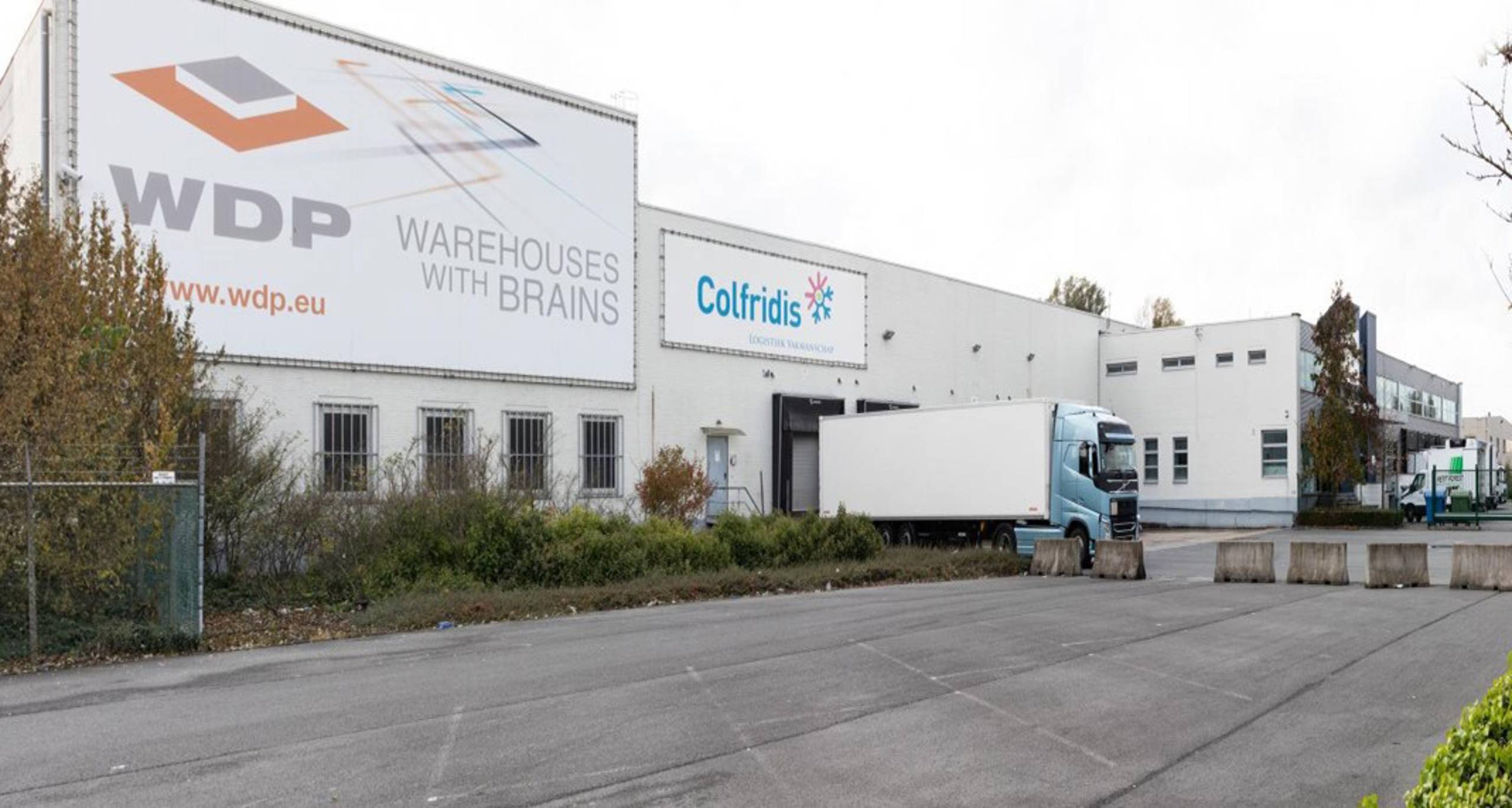 Magazijn 1.407m² met kantoor 103m²  te huur - foto 5