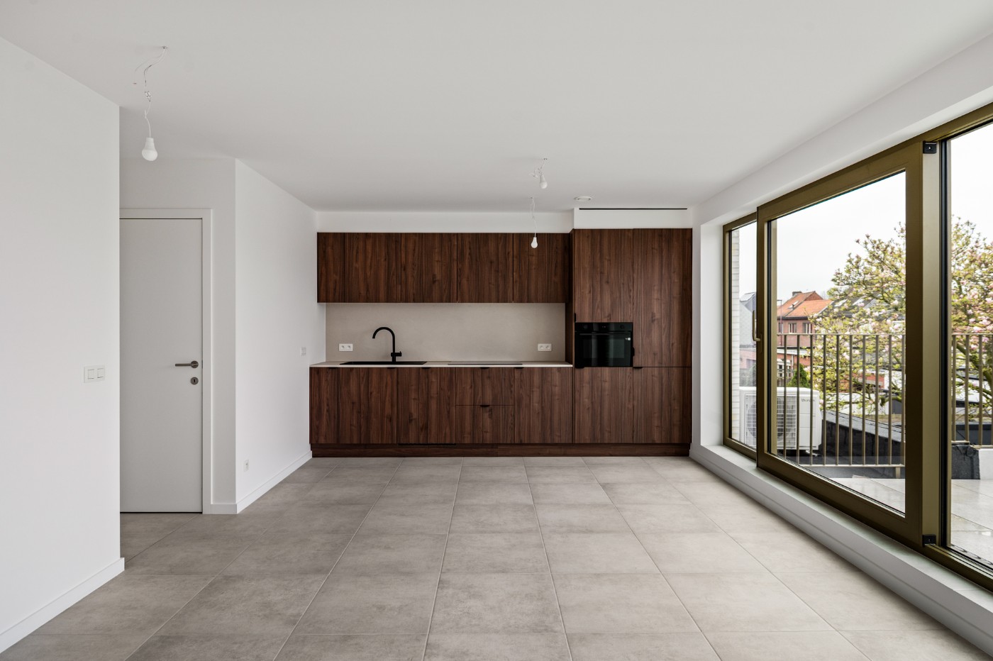 Ruim en licht nieuwbouw app. met 2 slpk., terras en garagebox - foto 4