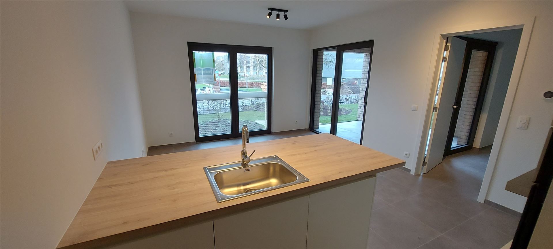 Gelijkvloers appartement - foto 2