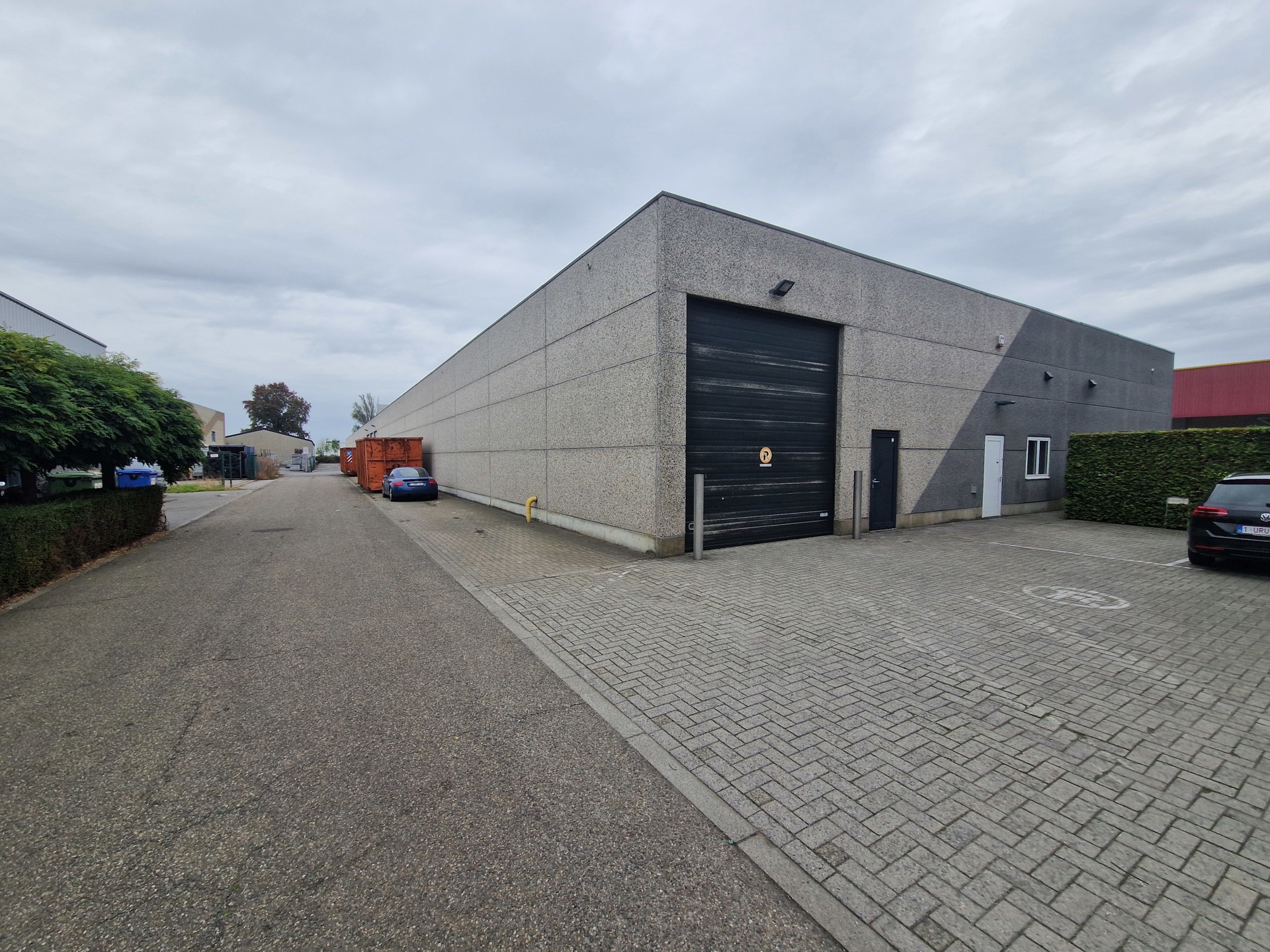Commercial for rent in Hoogstraten - photo 1