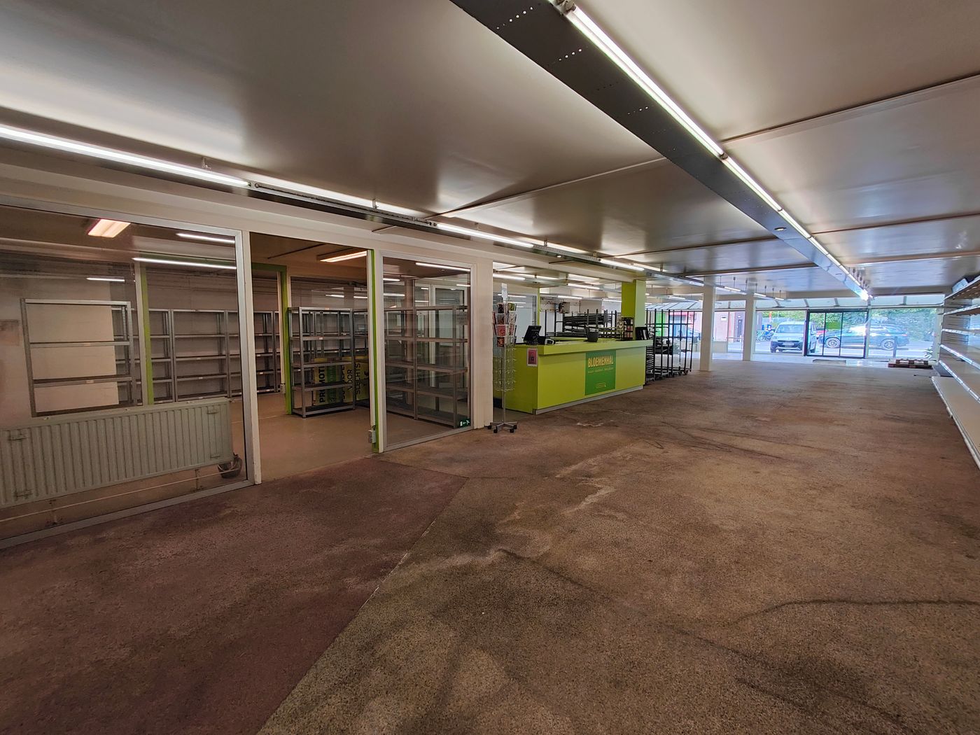 410 m² HANDELSRUIMTE TE HUUR IN BRUGGE - foto 5