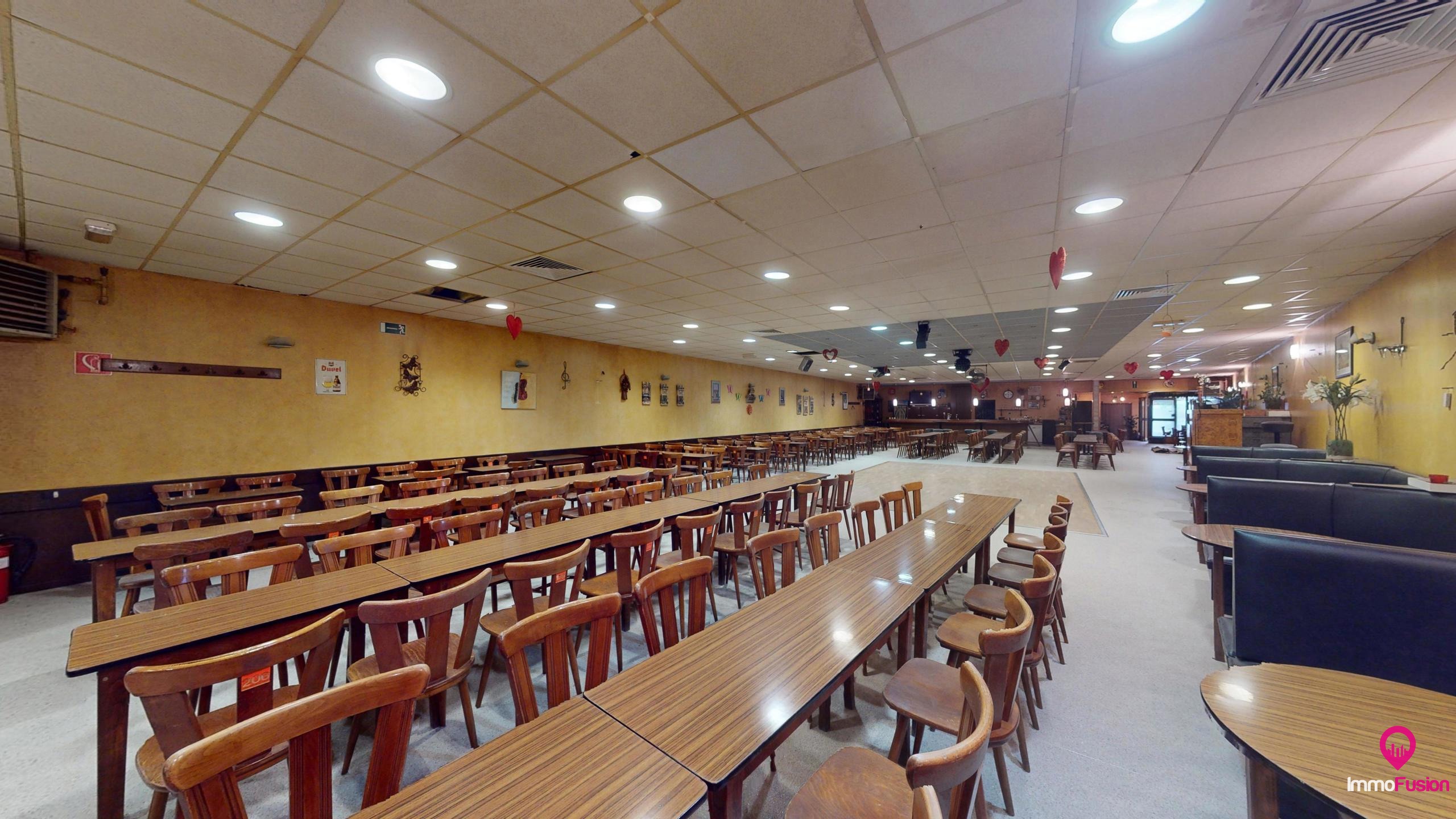 Danszaal 600m² + vergunde woonst in het bruisende Zonhoven! - foto 4