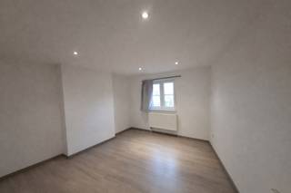 In de Juliaan Dillensstraat 17 te 2018 Antwerpen bevindt zich dit charmante éénslaapkamerappartement, gelegen op de vierde verdieping. De woning...