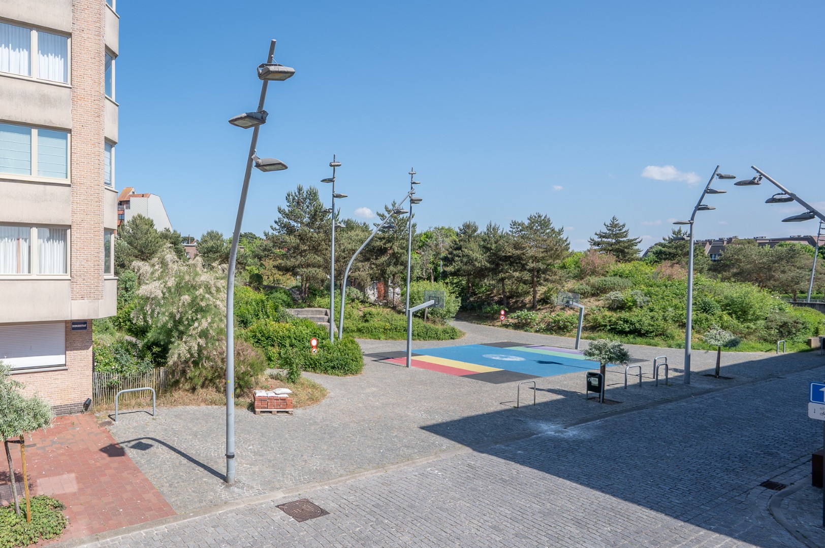 Appartement entièrement rénové avec vue sur Ijzerpark INCLUANT un box de garage au rez-de-chaussée. - photo 4