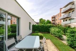 <p><span>Sint-Niklaas - Are you looking for a stylish, move-in ready apartment with a beautiful terrace in a prime location? This ground floor apartment in a recent building has everything you need!</span></p><p><span> </span></p><p><span>The main assets are already: </span></p><p><span>- Ready to move in and perfectly maintained (recently completely painted).</span></p><p><span>- Pleasant and spacious terrace </span></p><p><span>- Underground parking space </span></p><p>-<span>Bungalow in the city: private entrance and no direct neighbors</span></p><p><span>- Center location: Right in the middle of bustling Sint-Niklaas, with the large market around the corner and close to stores, restaurants and public transport.</span></p><p><span> </span></p><p><span>The layout is as follows: </span></p><p><span>Through the private garden you reach the front door of the apartment. This includes a large living room with open kitchen, separate storage room, bedroom and bathroom (shower, toilet and sink).</span></p><p><span>An individual cellar storage room available in the basement. Parking space to be purchased additionally for € 20,000.</span></p><p><span> </span></p><p><span>In addition, the apartment has a compliant electrical installation.</span></p><p><span> </span></p><p><span>VP: 230,000 (apartment) + possibility of underground parking (€ 20,000)</span></p><p><span>Interested? Please contact Axel Lenaerts Waasland for a viewing!</span></p><p><span> </span></p><p><span> </span></p>