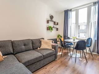 Dit volledig gerenoveerde éénslaapkamerappartement is gelegen op een rustige en aangename locatie in Blankenberge, op wandelafstand van het...