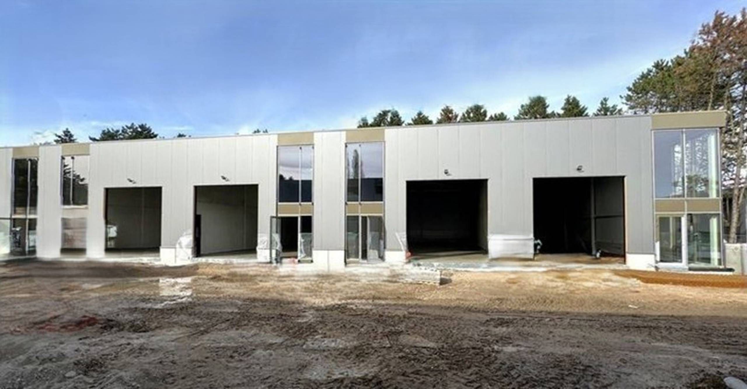 Commercial for rent in Duffel - photo 1