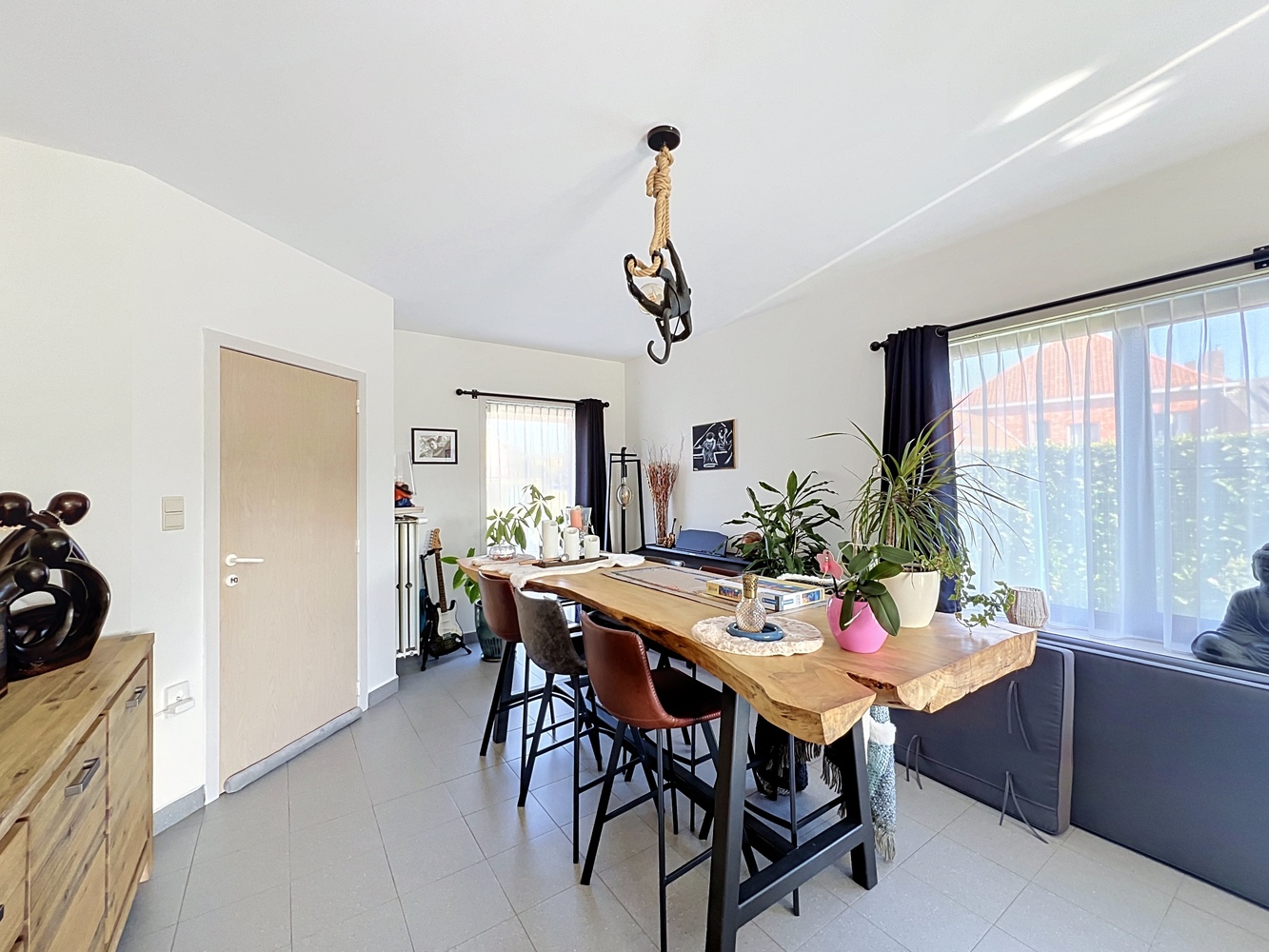 Mooie halfopen woning met ruime tuin - foto 4