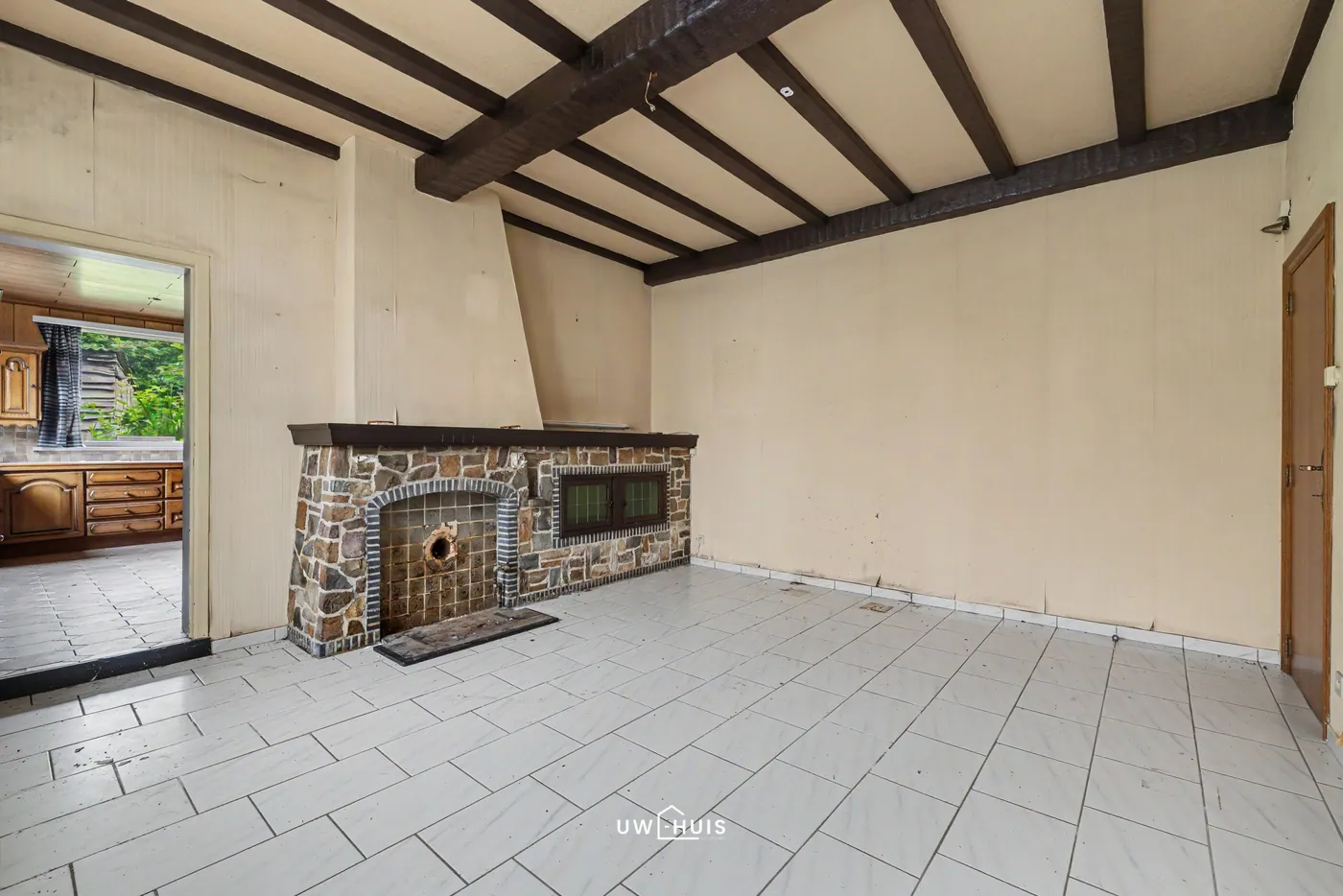 Ruime te renoveren woning op een groot perceel met tal van mogelijkheden - foto 5