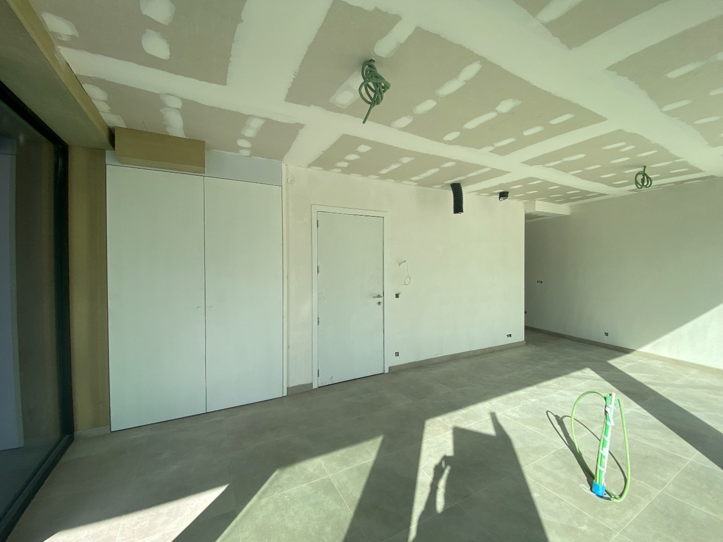 Zeer goed centraal gelegen handelsruimte te Desselgem! - foto 5