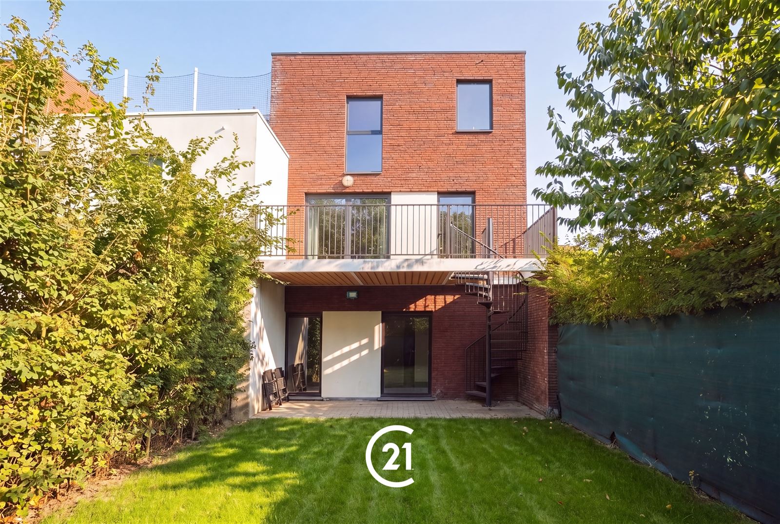 Instapklare woning met tuin op toplocatie in Gent. - foto 1