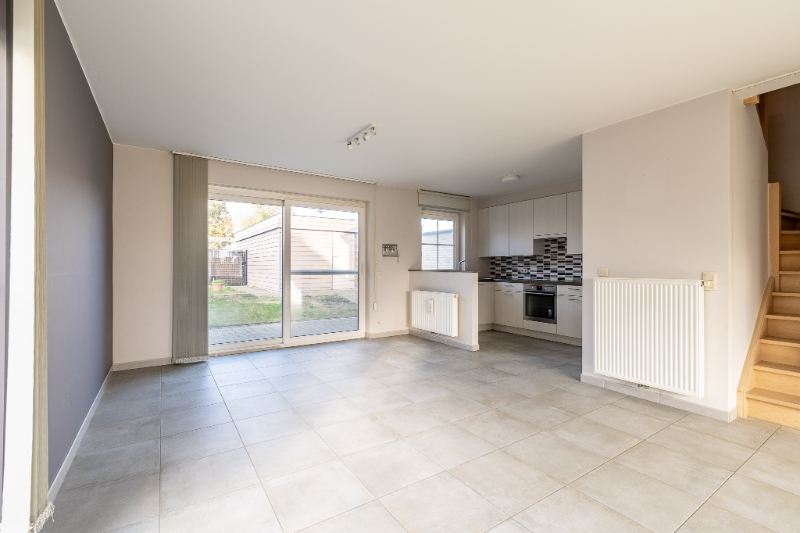 Halfopen woning met 4 slaapkamers en tuin nabij station Ingelmunster - foto 4