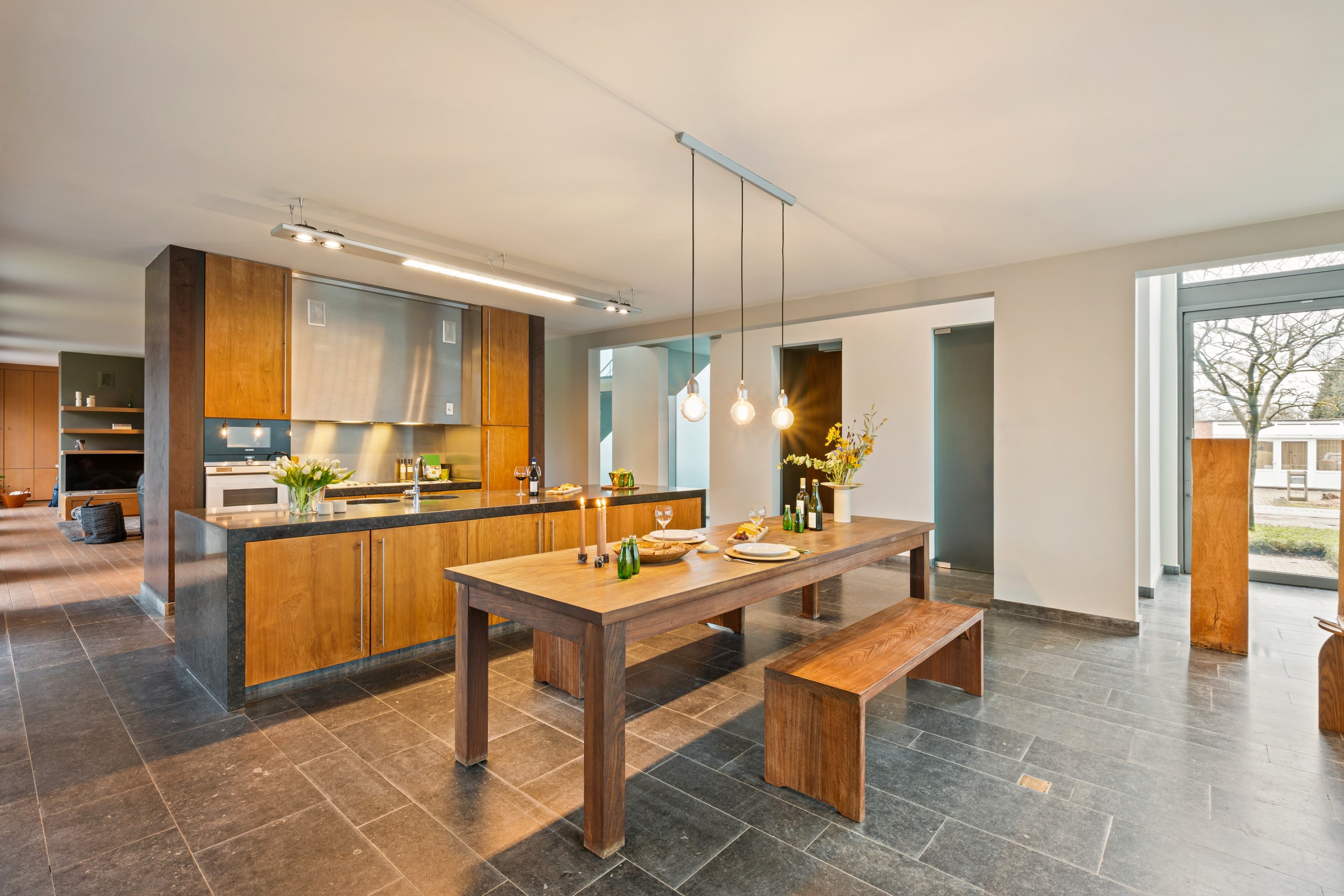 Moderne villa op riant perceel van ca. 1.570 m² met 4 slaapkamers en 2 badkamers - foto 4