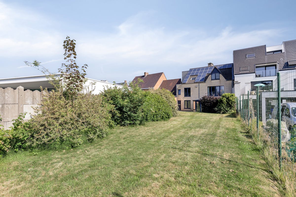 Belle propriété résidentielle et commerciale à vendre dans le centre d'Eernegem - photo 2