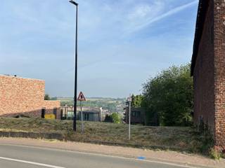 Century21ImmoNero stelt voor deze bouwgrond voor een open bebouwing met prachtig vergezicht over het centrum van Huldenberg en de groene omgeving;...