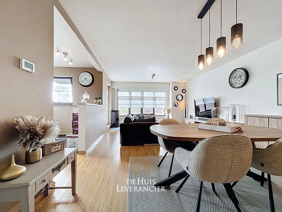 Lichtrijk en instapklaar appartement (100 m²) met zonnig terras in Molenveld Edegem! - foto 3