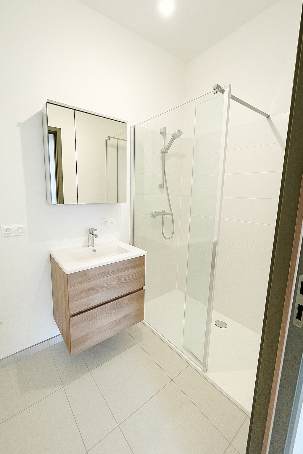 Studio met loftgevoel in historisch pand in Berchem - photo 5