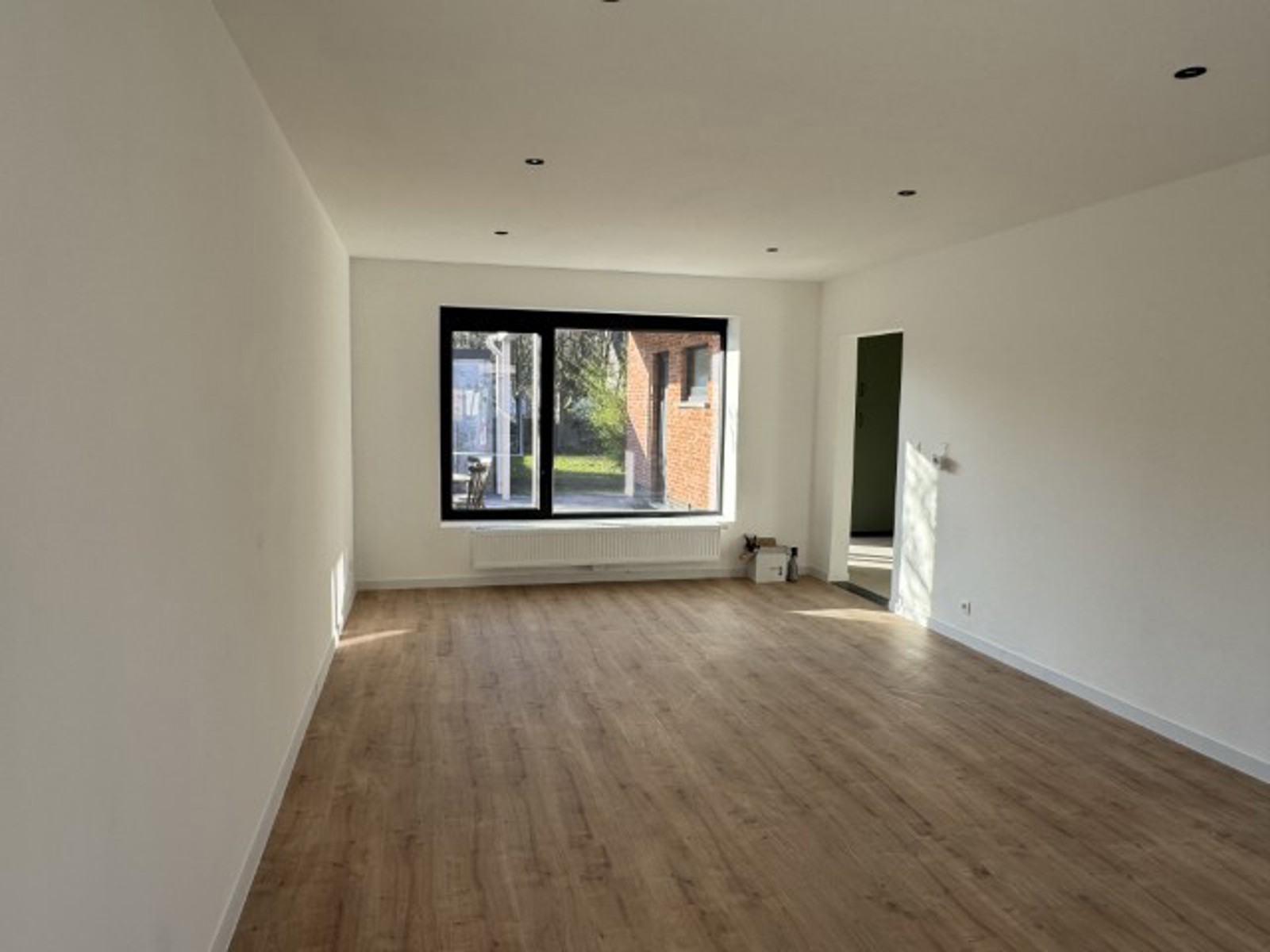 Mooi gerenoveerde gezinswoning - foto 3