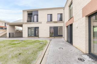 [[ DIT PAND NEEMT DEEL AAN DE ERA OPEN HUIZEN DAG OP 6/12 VAN 13:00 TOT 14:00 ]]Te koop: moderne halfopen nieuwbouwwoning in de Zilverlaan in...