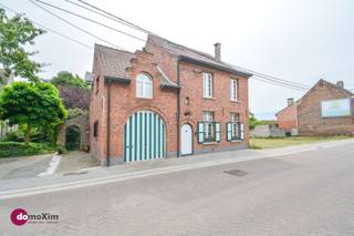 Prachtig gerenoveerde woning met 3 slaapkamers in Eppegem Hou je van een authentieke look in combinatie met de nodige luxe? Bezoek dan zeker deze...