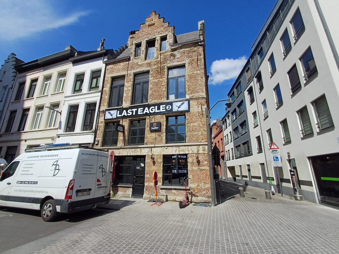 Commercial à louer à Anvers