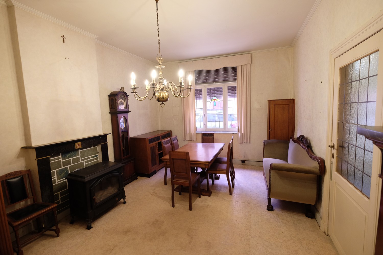 Te renoveren stadswoning, betaalbaar wonen in het centrum van de stad! - foto 4