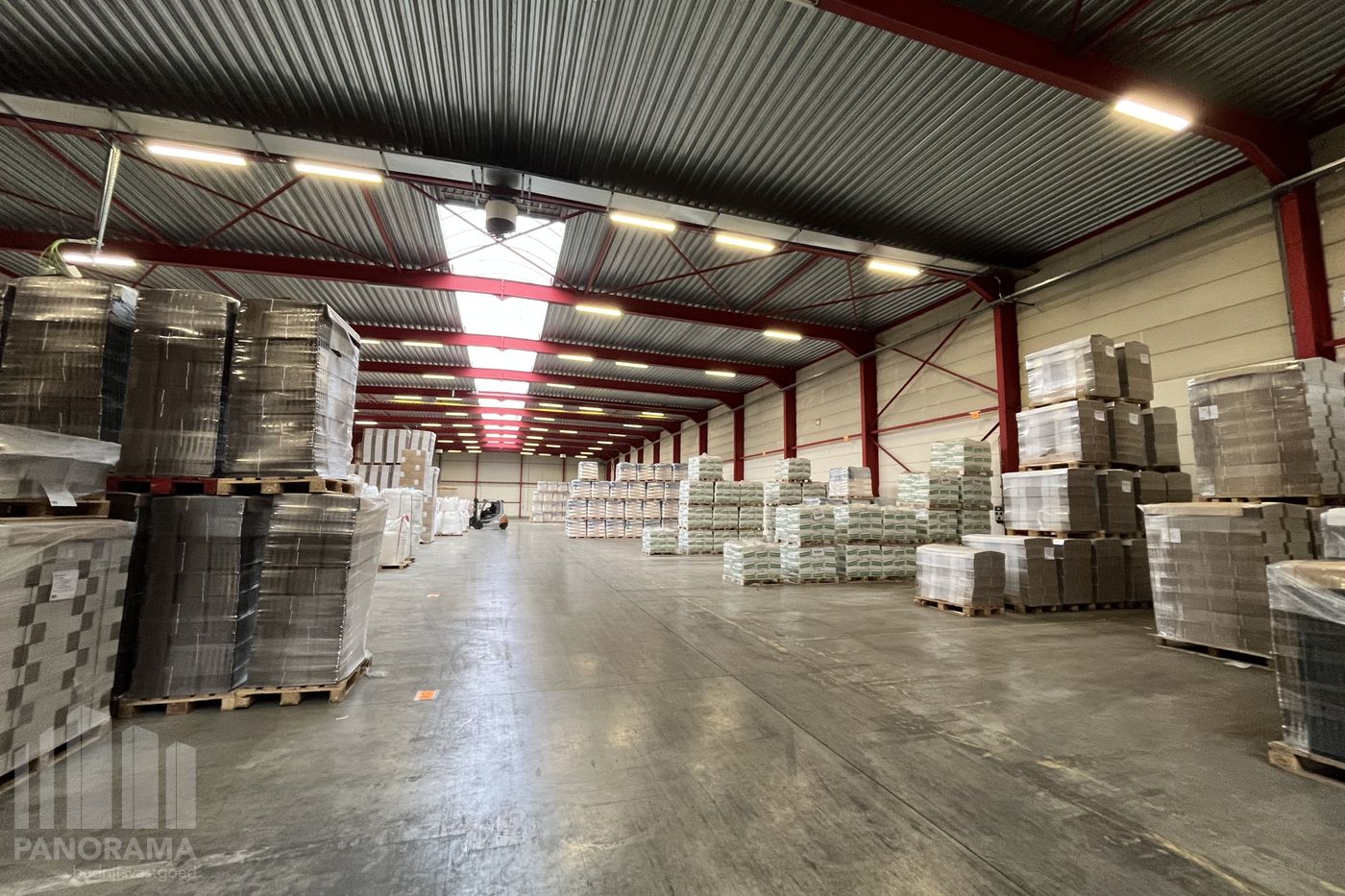 10.153 m² logistiek magazijn met kantoren nabij N16 - foto 5