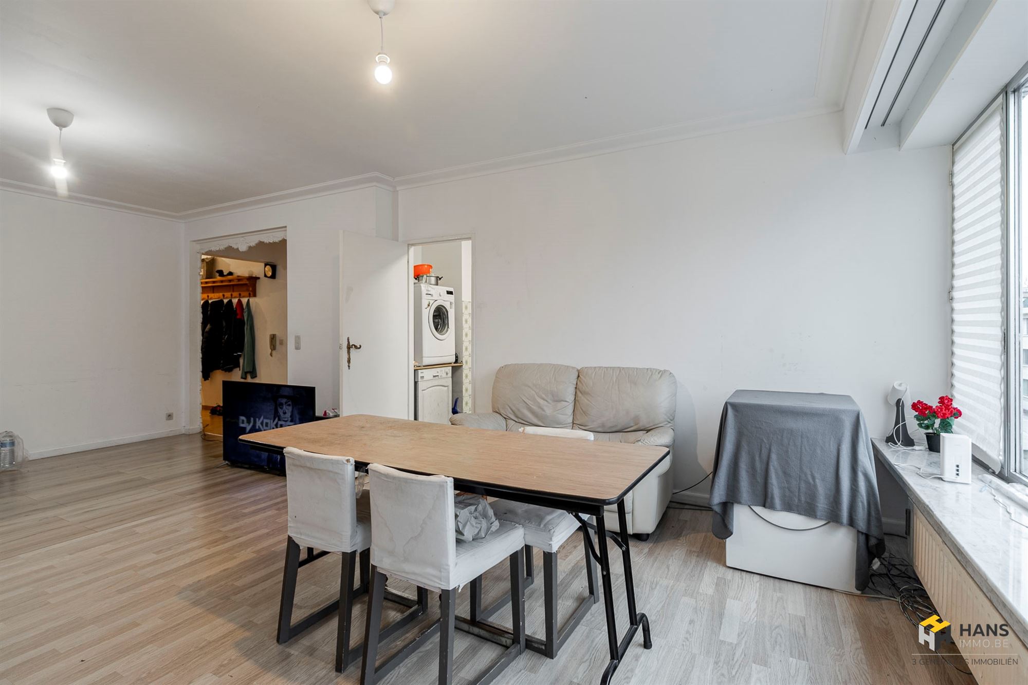 Appartement ( 93 m²) met 2 slaapkamers en zuid-georiënteerd terras (8 m²) in Borgerhout. - foto 3