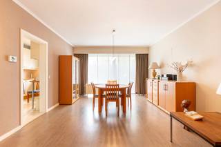 In het hart van Ekeren-Mariaburg, op wandelafstand van de kerk, winkels, scholen en het openbaar vervoer, vind je dit verzorgd...