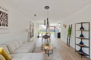 Deze prachtige A+ villa op een perceel van 403m² combineert een landelijke en moderne stijl en is leuk gelegen: in een doodlopende autoluwe...