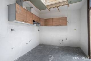 Ruime Woning te Gullegem: Een Ideale InvesteringskansOntdek deze charmante woning in het hart van Gullegem, met een totale leefruimte van 188m². Deze...