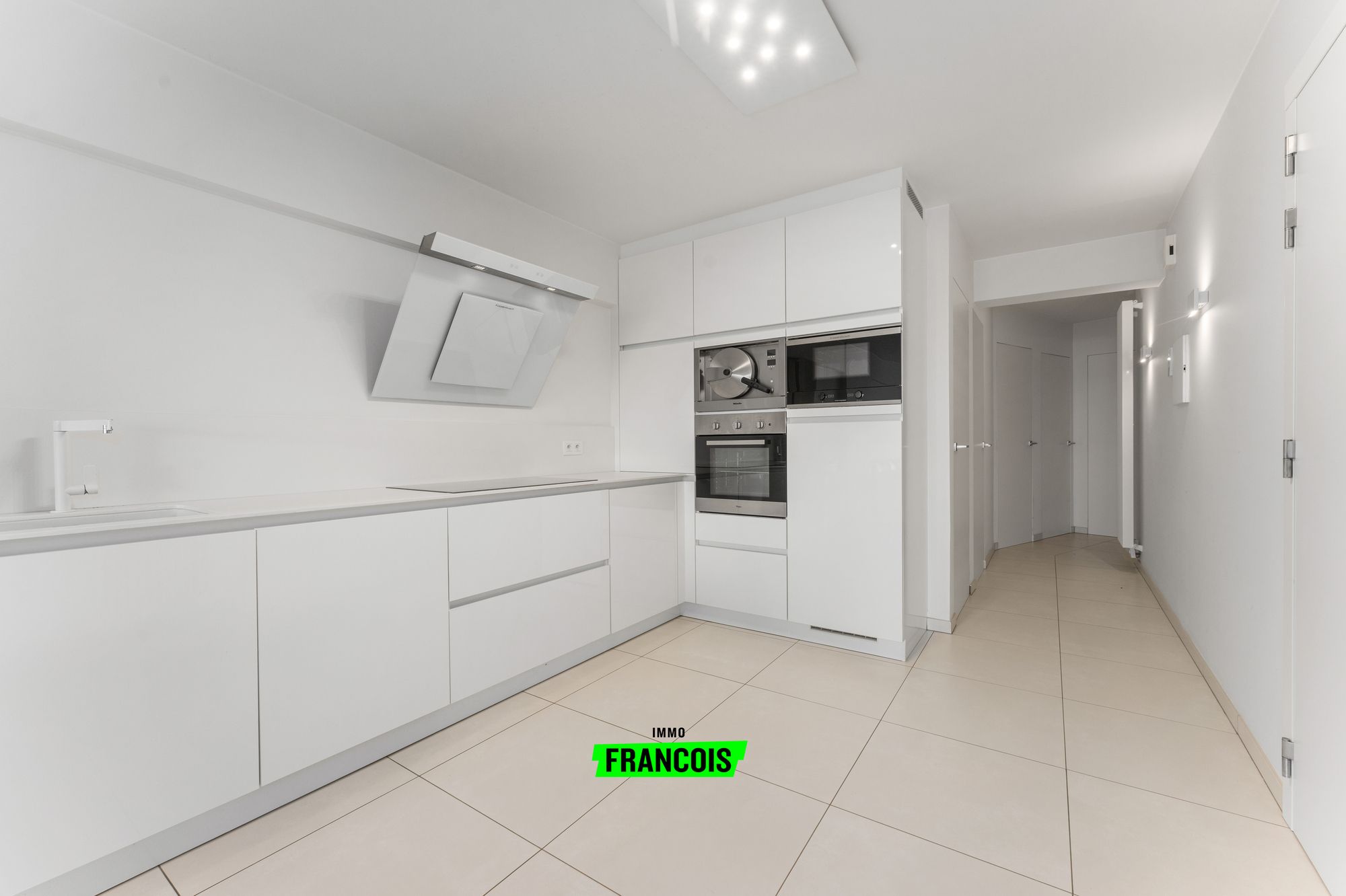 Prachtig gerenoveerd appartement met frontaal zeezicht te Mariakerke, Oostende - foto 4