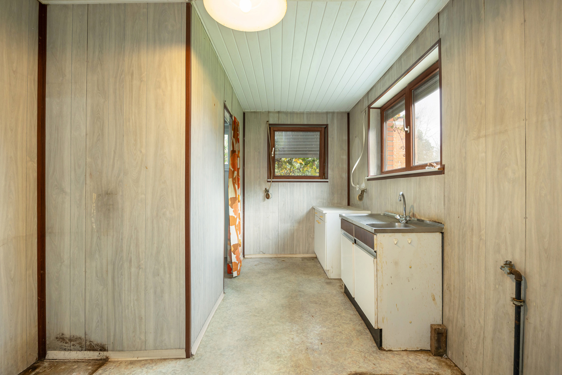 Volledig te renoveren woning met 3 slpk en tuin - foto 5