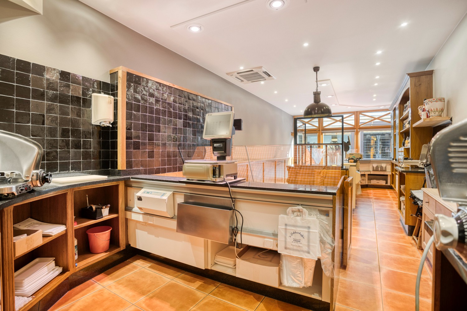 Echte opportuniteit in de Stapelstraat wegens pensionering eigenaars en tevens zaakvoerders! - foto 5