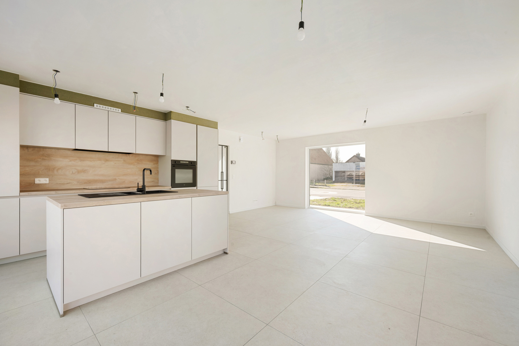 Halfopen nieuwbouwwoning (3 slpks) met carport - foto 3