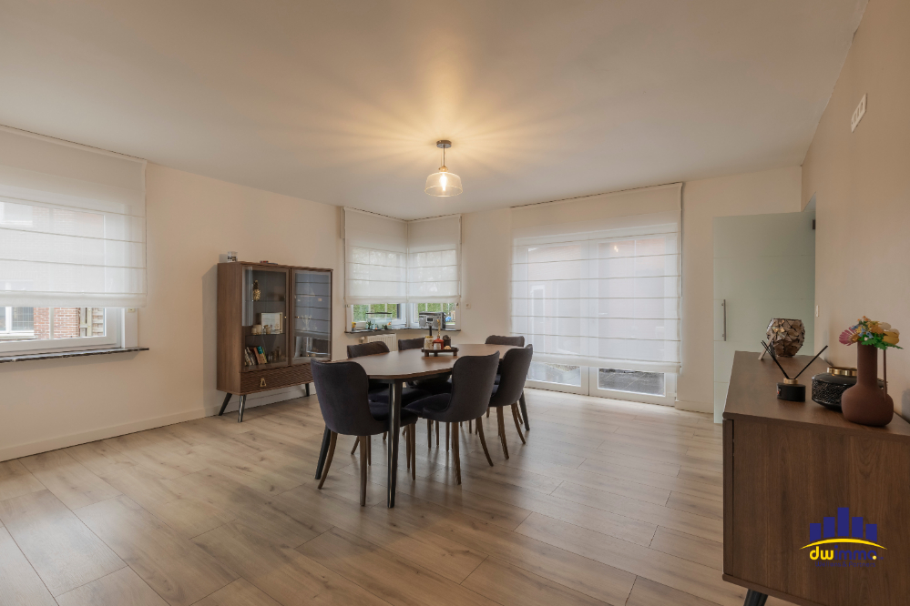 Instapklare woning met 4 slaapkamers & ruime tuin met bijgebouw in Evergem op 740m² - foto 5