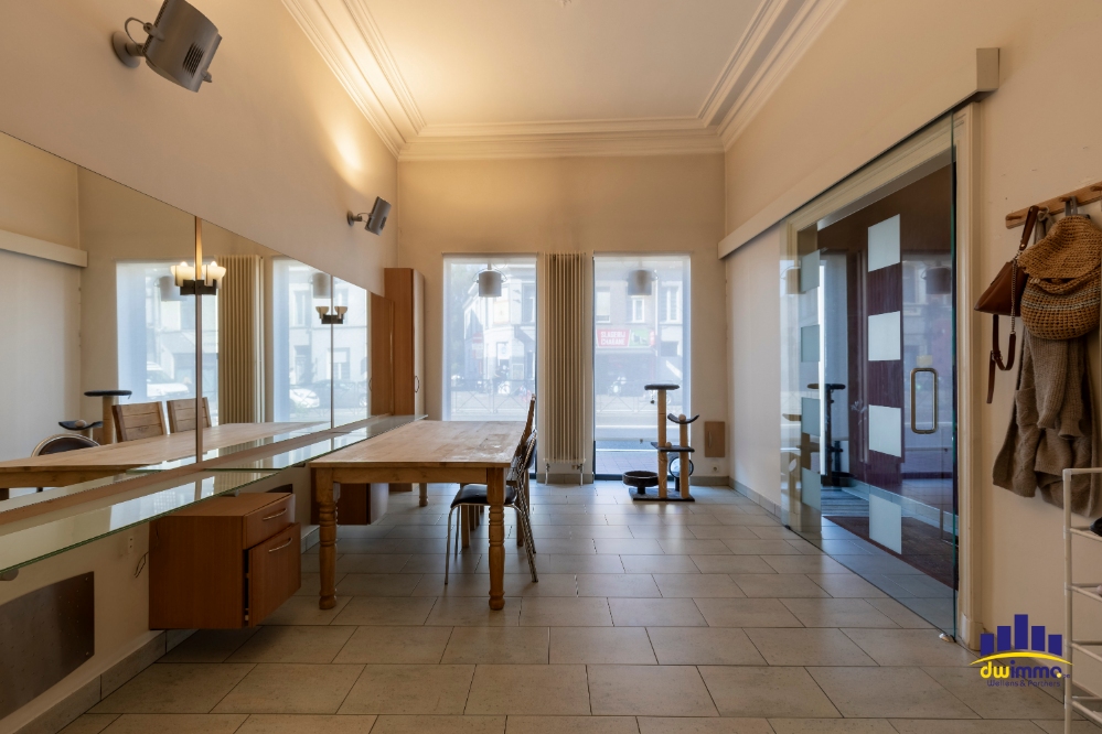Ruime herenwoning van 275 m² met 4 slaapkamers en praktijkruimte - foto 2