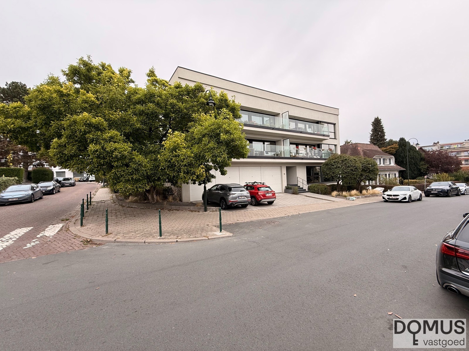 Apartment for sale in Laeken with 2 bedrooms - photo 1