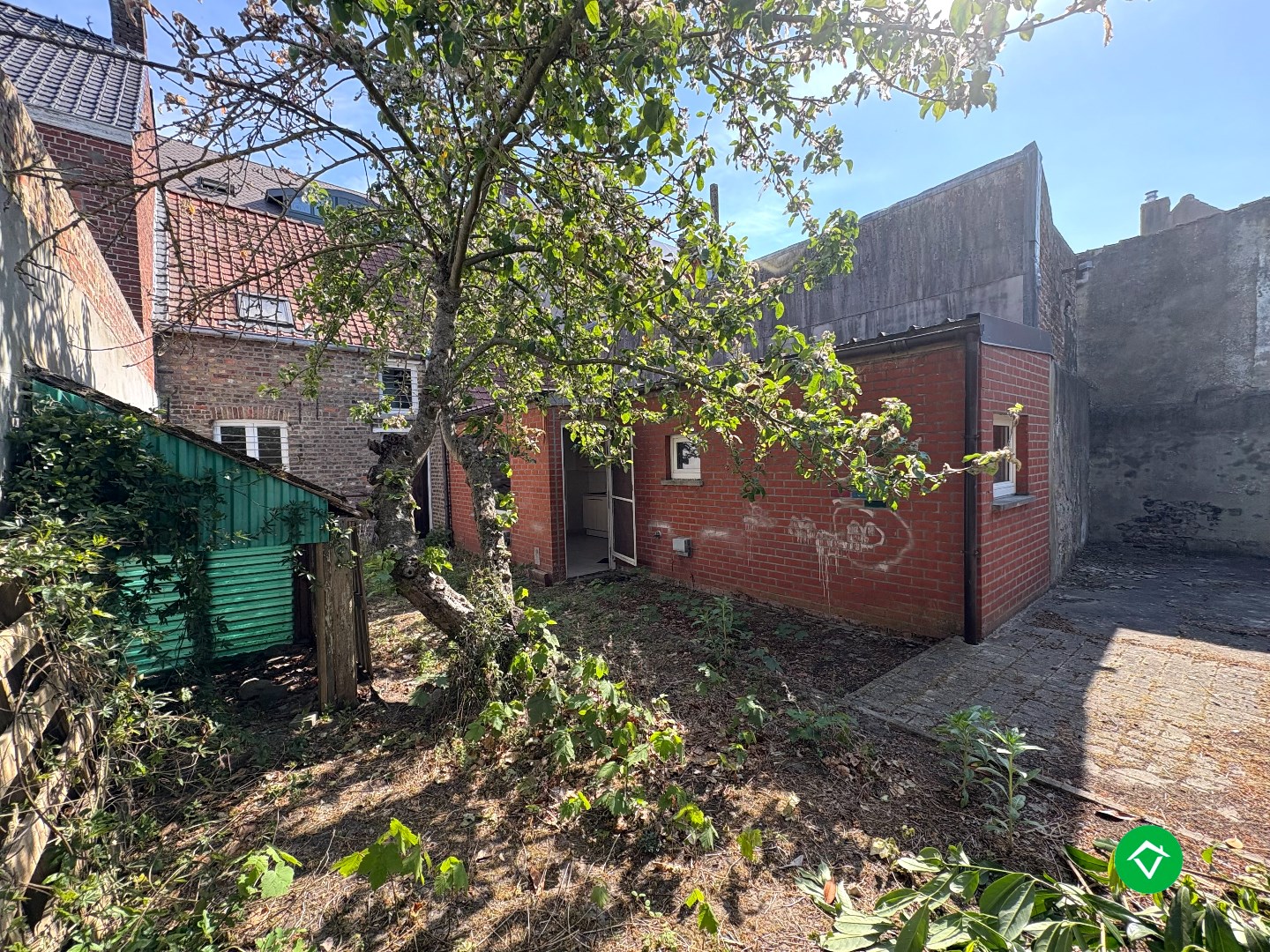 Woning met veel potentieel op een ruim perceel in het centrum van Koekelare - foto 4