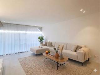 Cet appartement du rez-de-chaussée entièrement rénové est situé en face de la Casselstraat, dans le centre de Poperinge. Dans les environs, toutes...