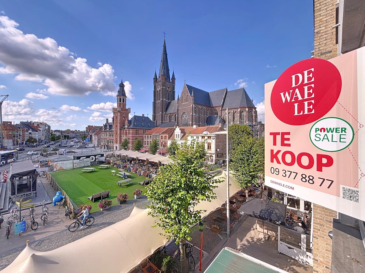 Instapklaar appartement met 3 slaapkamers en garagebox op de markt van Eeklo - foto 5