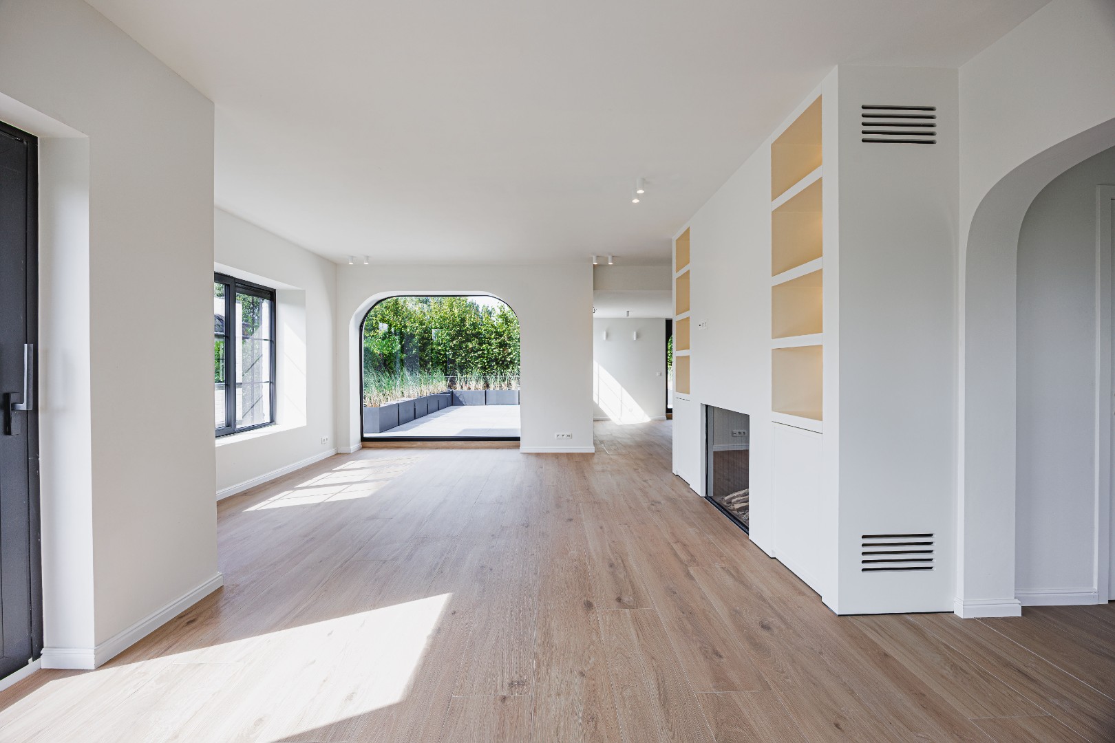 Exclusieve villa in tijdloze Knokse cottagestijl op een riant perceel van 895 m² in Oostkerke (Damme) - foto 4