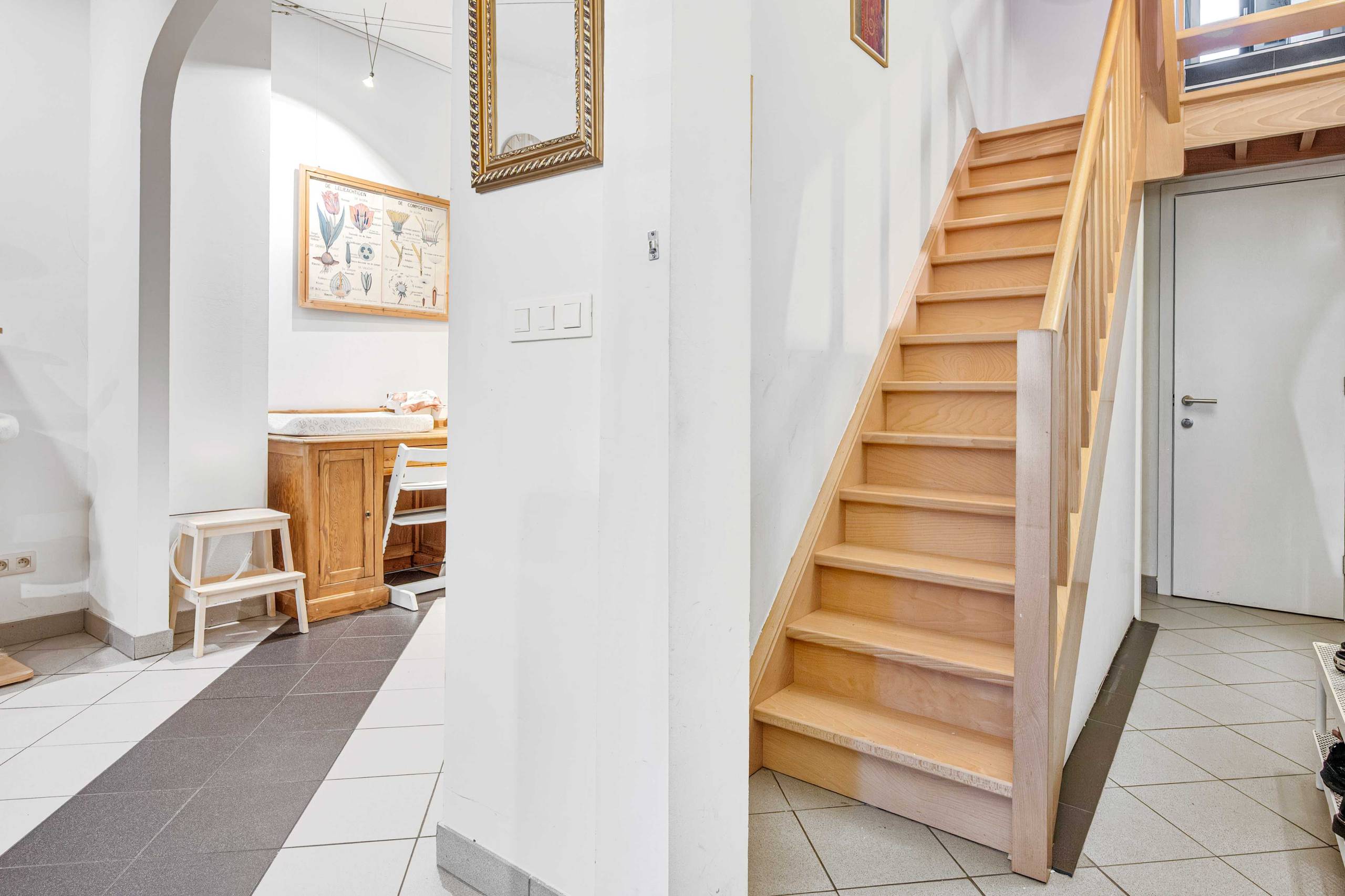 Huis te koop in Zwijndrecht met 3 slaapkamers - foto 3