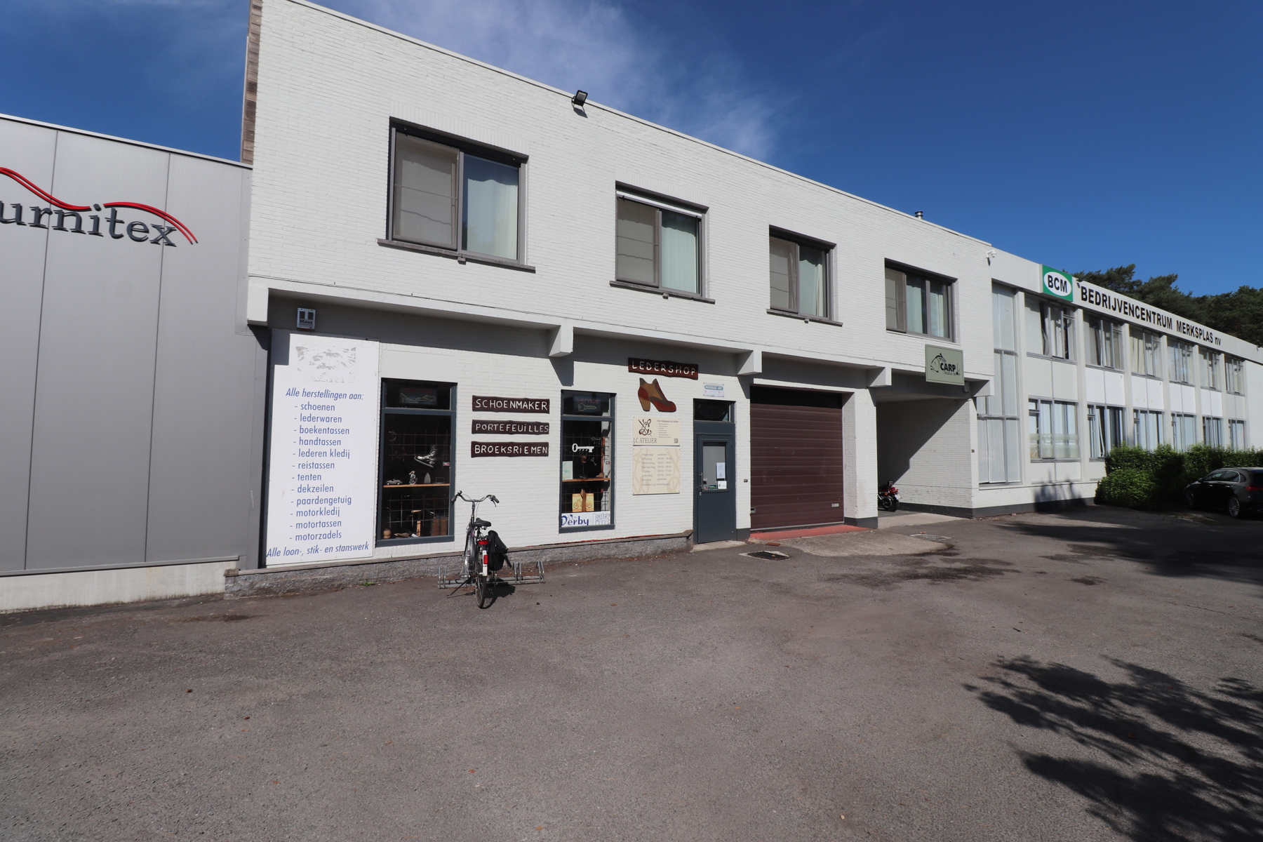 Een bedrijfshal van 270m² in bedrijvencentrum Merksplas. - foto 2